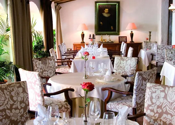 Отель Casa Del Maco